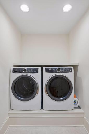 1790 Irving Avenue South - Spacecrafting - 0064.jpg
