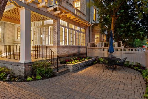 1790 Irving Avenue South - Spacecrafting - 0018.jpg