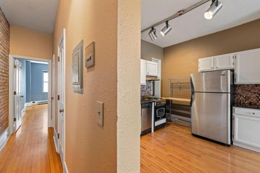 609 S 9th Street, 8, Minneapolis, MN 55404