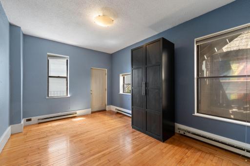 609 S 9th Street, 8, Minneapolis, MN 55404