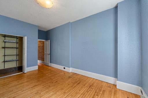 609 S 9th Street, 8, Minneapolis, MN 55404