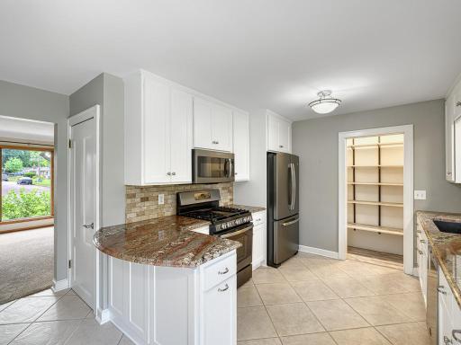 753 Valley View Drive, River Falls, WI 54022