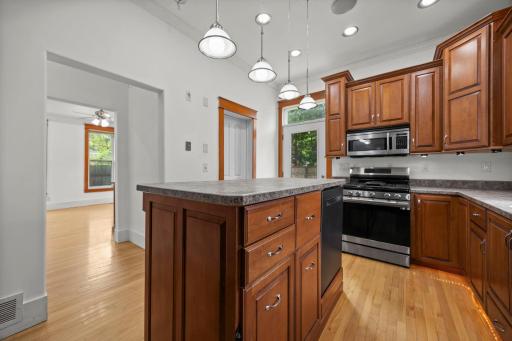 615 1st Street NW, Faribault, MN 55021