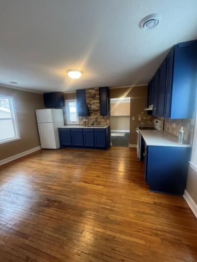 215 N Maple Street, Chaska, MN 55318