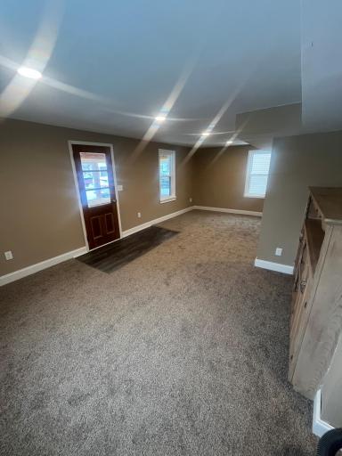 215 N Maple Street, Chaska, MN 55318
