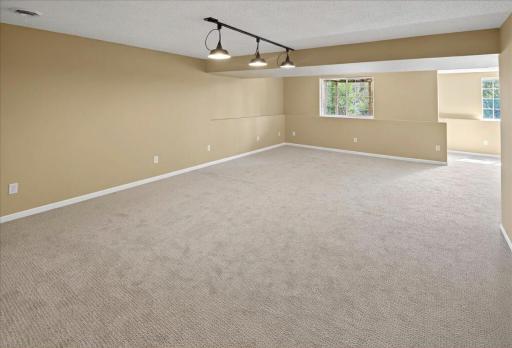 Open family room & amusement room