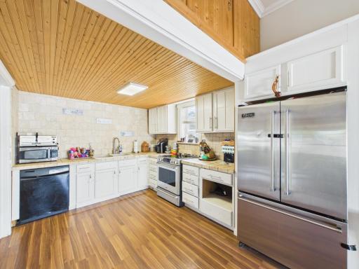 704 Getty Street S, Sauk Centre, MN 56378