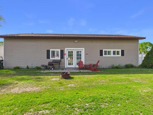 704 Getty Street S, Sauk Centre, MN 56378