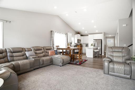 12839 Fraizer Street NE, Minneapolis, MN 55449