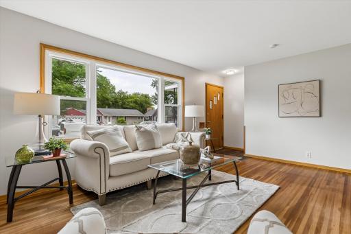 6839 10th Avenue S, Minneapolis, MN 55423