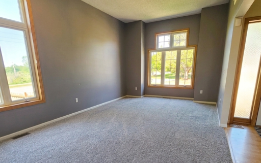 7001 46th Street N, Saint Paul, MN 55128