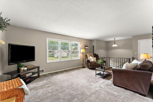 9311 47th Avenue N, Minneapolis, MN 55428