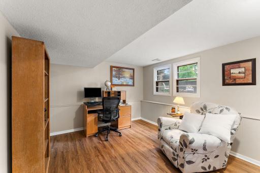 9311 47th Avenue N, Minneapolis, MN 55428