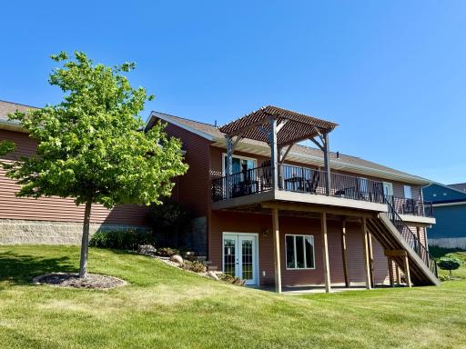 1798 Tiger Ridge Drive, Albert Lea, MN 56007
