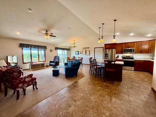 1798 Tiger Ridge Drive, Albert Lea, MN 56007