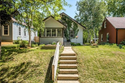 5233 44th Avenue S, Minneapolis, MN 55417