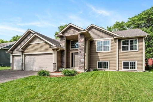 20945 Catalina Way, Farmington, MN 55024