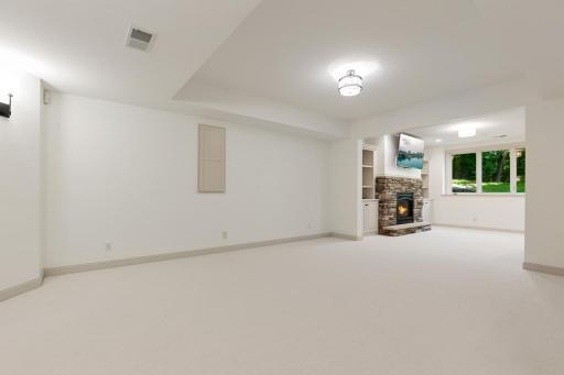 8562 French Curve, Eden Prairie, MN 55347