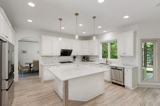 8562 French Curve, Eden Prairie, MN 55347