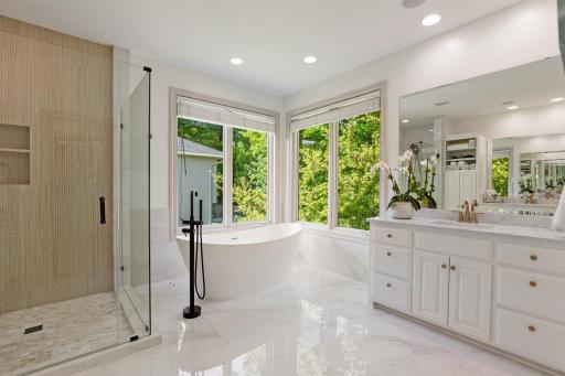 8562 French Curve, Eden Prairie, MN 55347