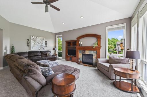 7320 Everest Lane N, Maple Grove, MN 55311
