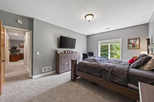 7320 Everest Lane N, Maple Grove, MN 55311