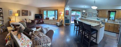725 S Gilman Avenue, Litchfield, MN 55355