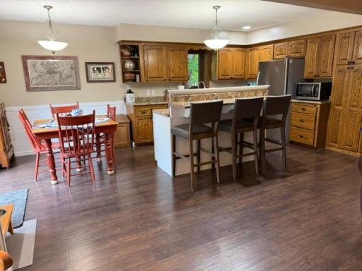 725 S Gilman Avenue, Litchfield, MN 55355