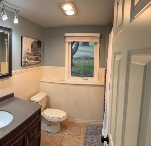 725 S Gilman Avenue, Litchfield, MN 55355