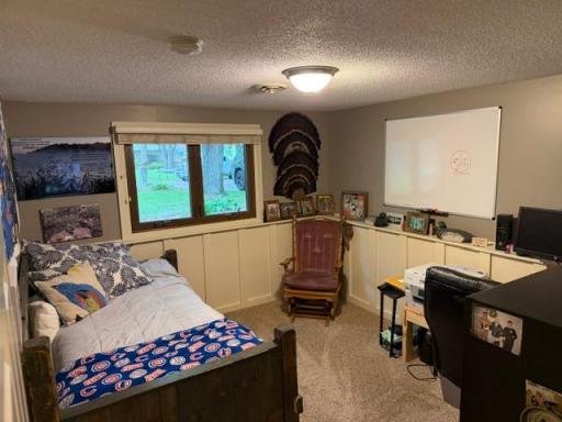 725 S Gilman Avenue, Litchfield, MN 55355