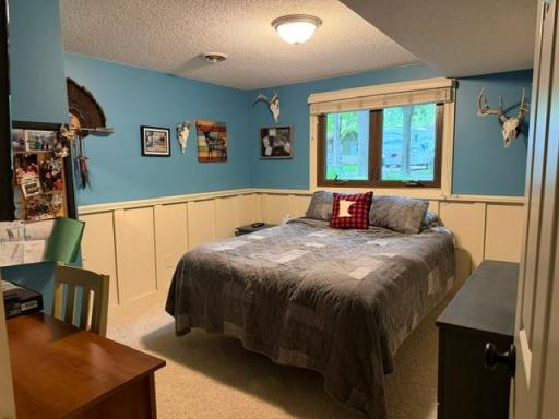 725 S Gilman Avenue, Litchfield, MN 55355