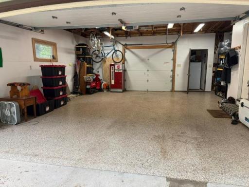 725 S Gilman Avenue, Litchfield, MN 55355