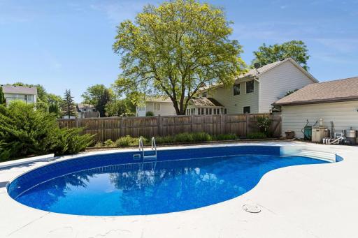 8124 West 102nd Street - Spacecrafting - 0048.jpg
