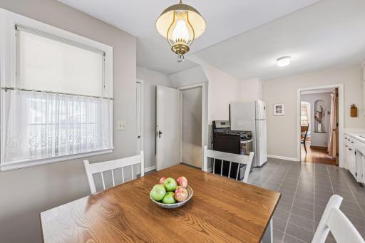 3353 Russell Avenue N, Minneapolis, MN 55412