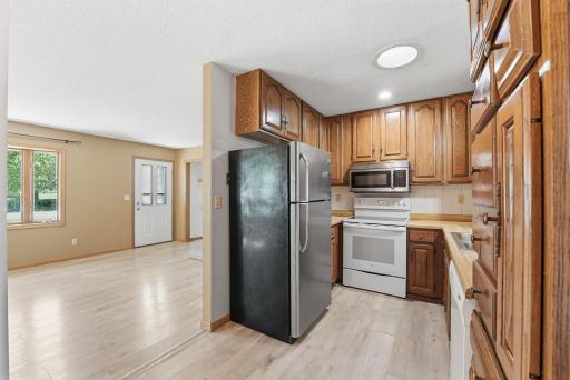 1413 12th Street SE, Willmar, MN 56201
