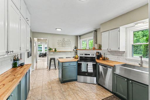 531 Locust Street, Chaska, MN 55318
