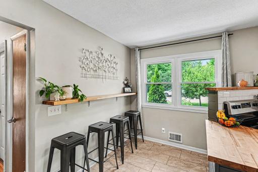 531 Locust Street, Chaska, MN 55318