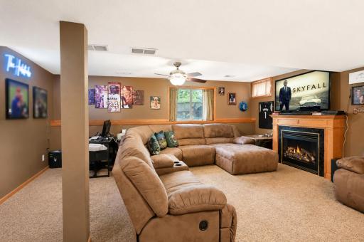 2040 Greenwood Drive, Owatonna, MN 55060