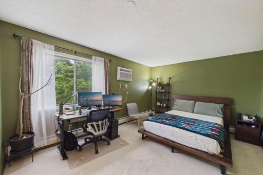 2801 Flag Avenue N, 222, Minneapolis, MN 55427