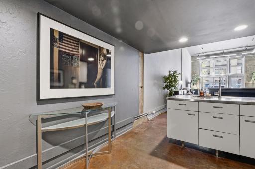 Reception, Gallery, or Creative Workspace Opportunity