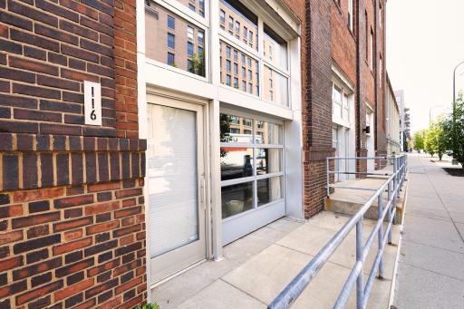 Private Entry with Direct Washington Avenue Access