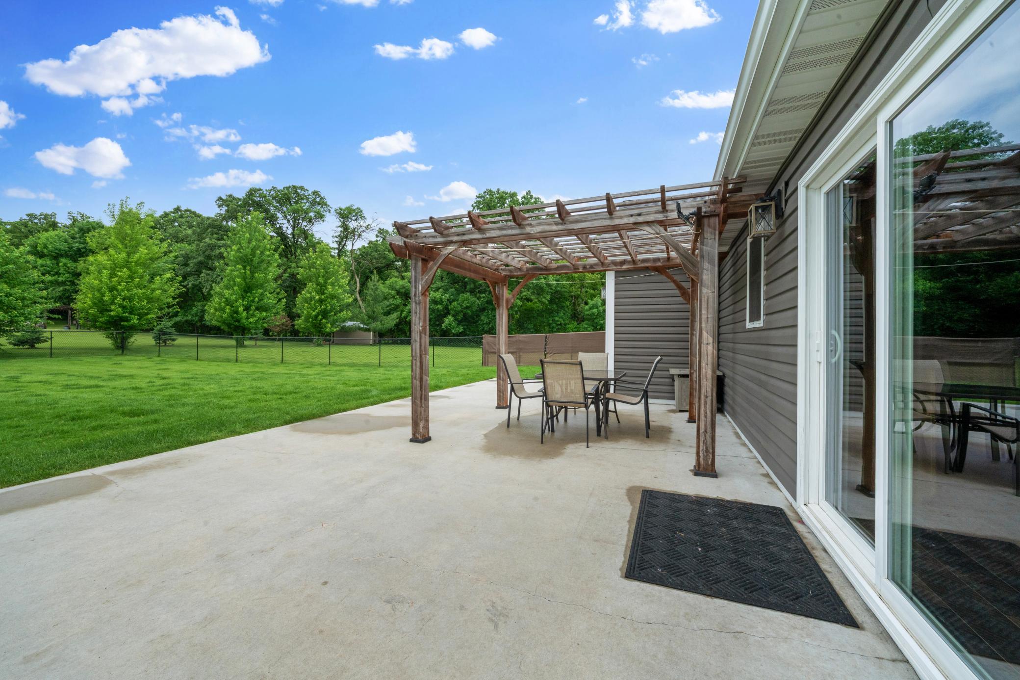 4024 Rosewood Lane - Patio
