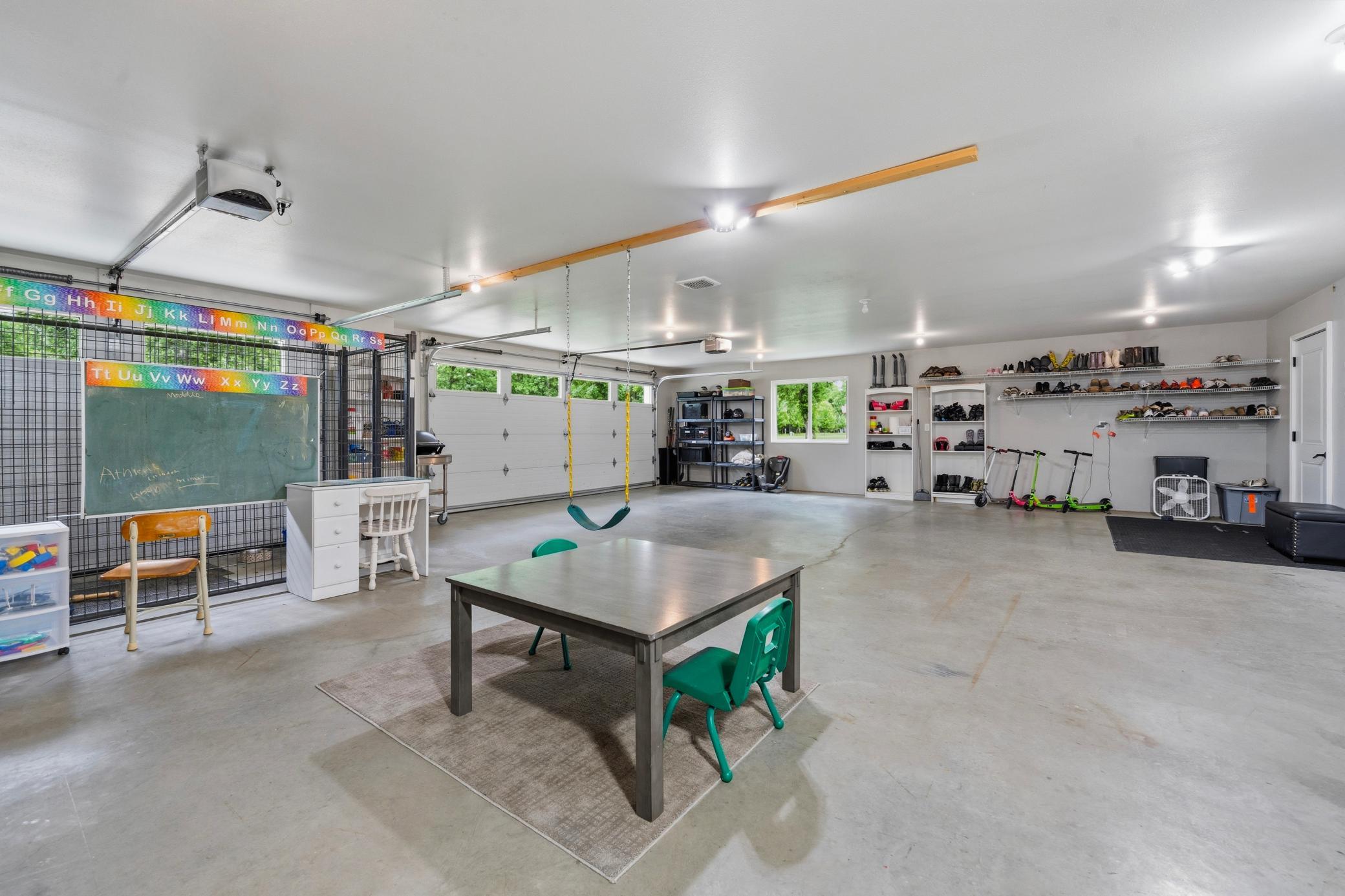 4024 Rosewood Lane - 3 Stall Garage