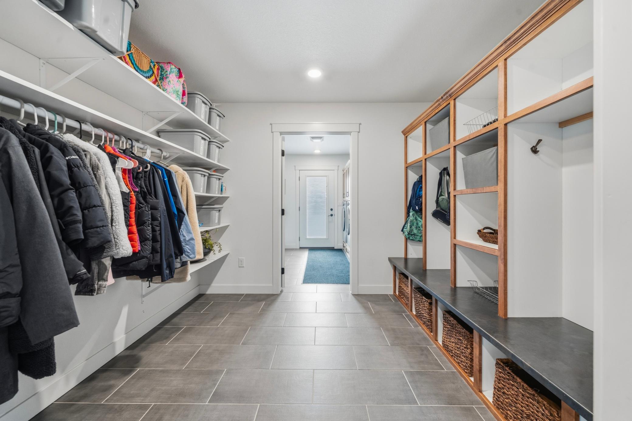 4024 Rosewood Lane - Mudroom