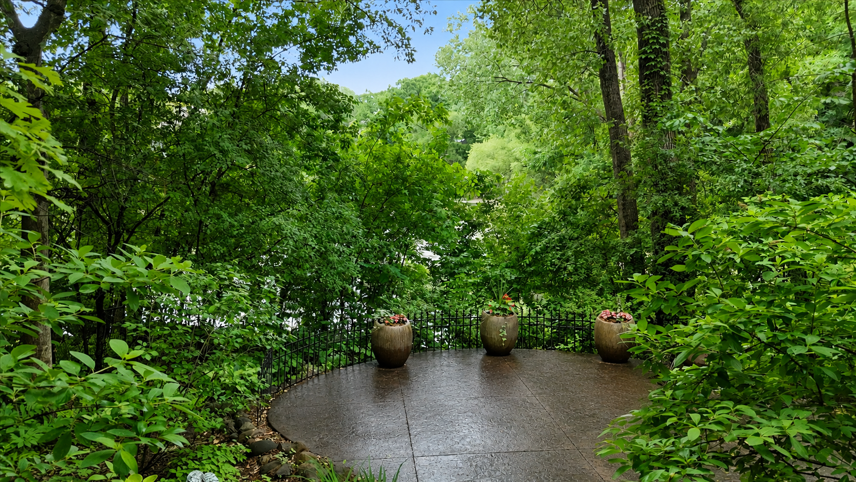 Large patio overlooking the lake