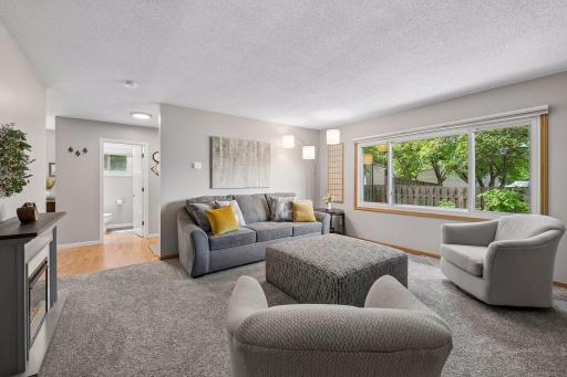 Fresh, neutral dÃ©cor and plush carpeting create a warm, inviting atmosphere