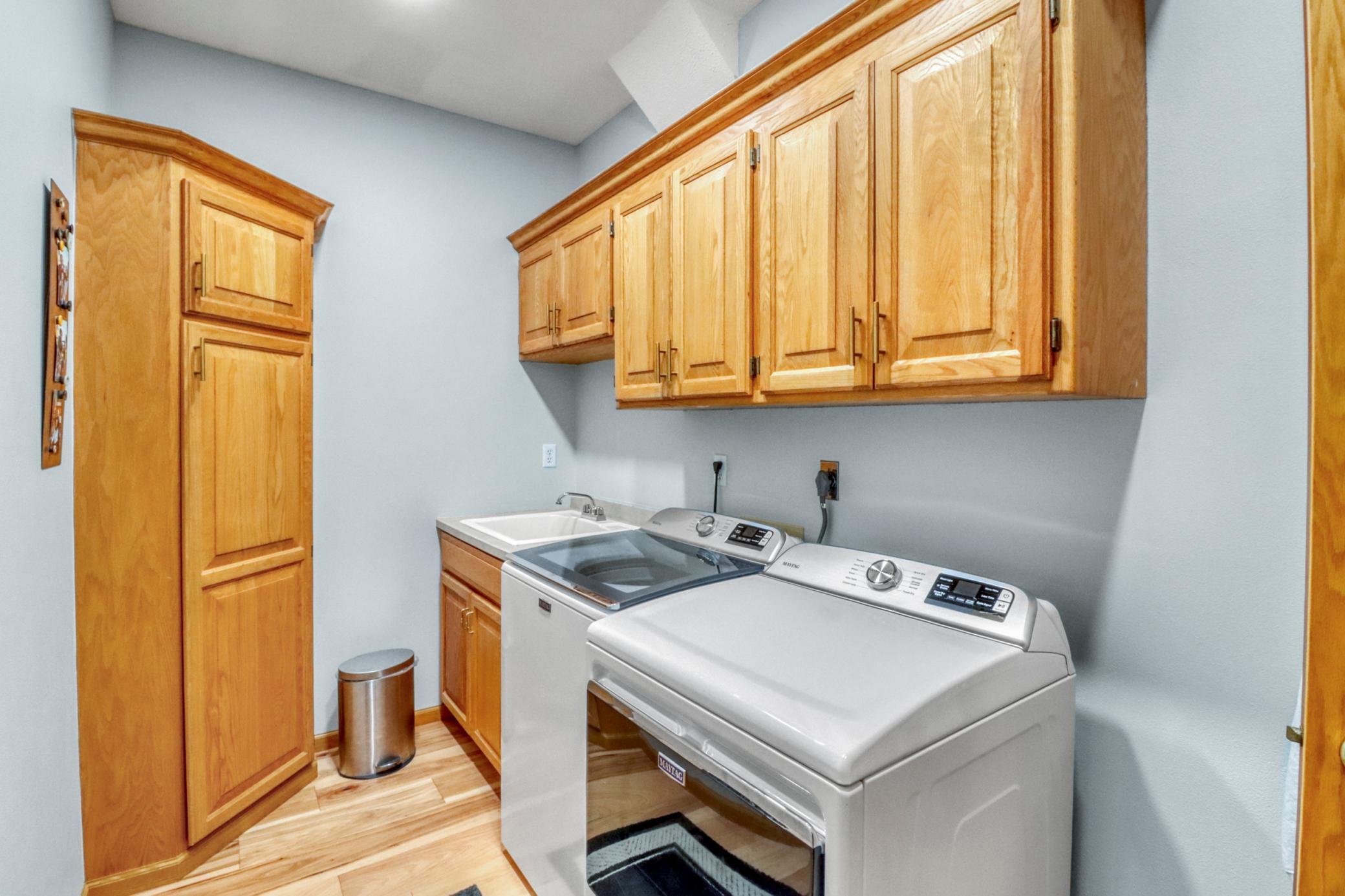 Laundry w/ sink