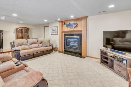 4744 Rose Creek Parkway S, Fargo, ND 58104