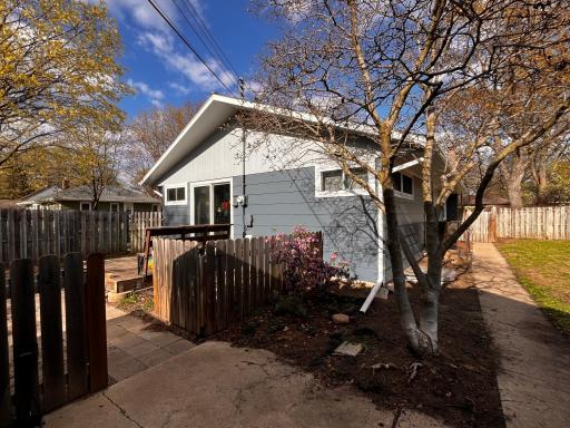 1117 8th Avenue SE, Saint Cloud, MN 56304