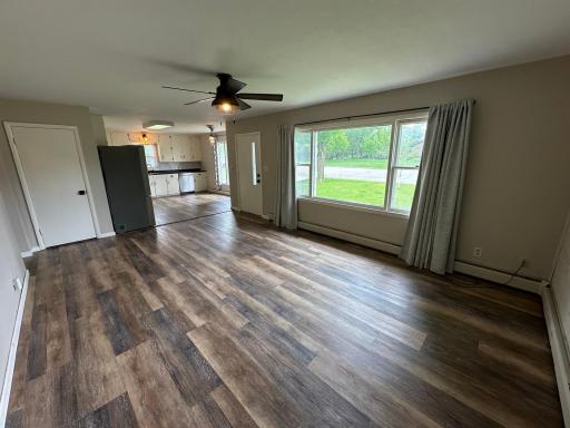 Living looking to kitchen